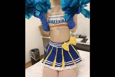 手マンそして手コキダブルでお得！青サテン手袋手コキ