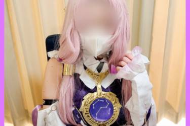 限定【初撮りコスプレ】天然Fcupパイズリ、崩〇スタ〇レイル符〇・ドキドキのレイヤーデビューあきちゃん。童貞くんたちにパイズリごっくん