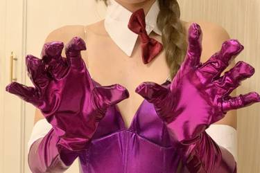 委員長キャラ　紫テカテカ手袋のテカテカ紫バニーの手コキと口内射精