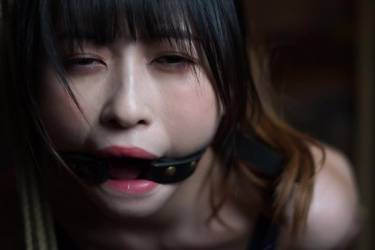 新たな**BDSMドール、MUMAの登場