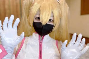 2.5次元の手コキ　エナメルのシコシコ手袋コキ