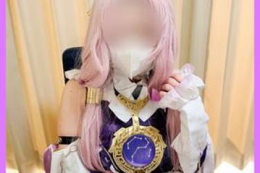 限定【初撮りコスプレ】天然Fcupパイズリ、崩〇スタ〇レイル符〇・ドキドキのレイヤーデビューあきちゃん。童貞くんたちにパイズリごっくん
